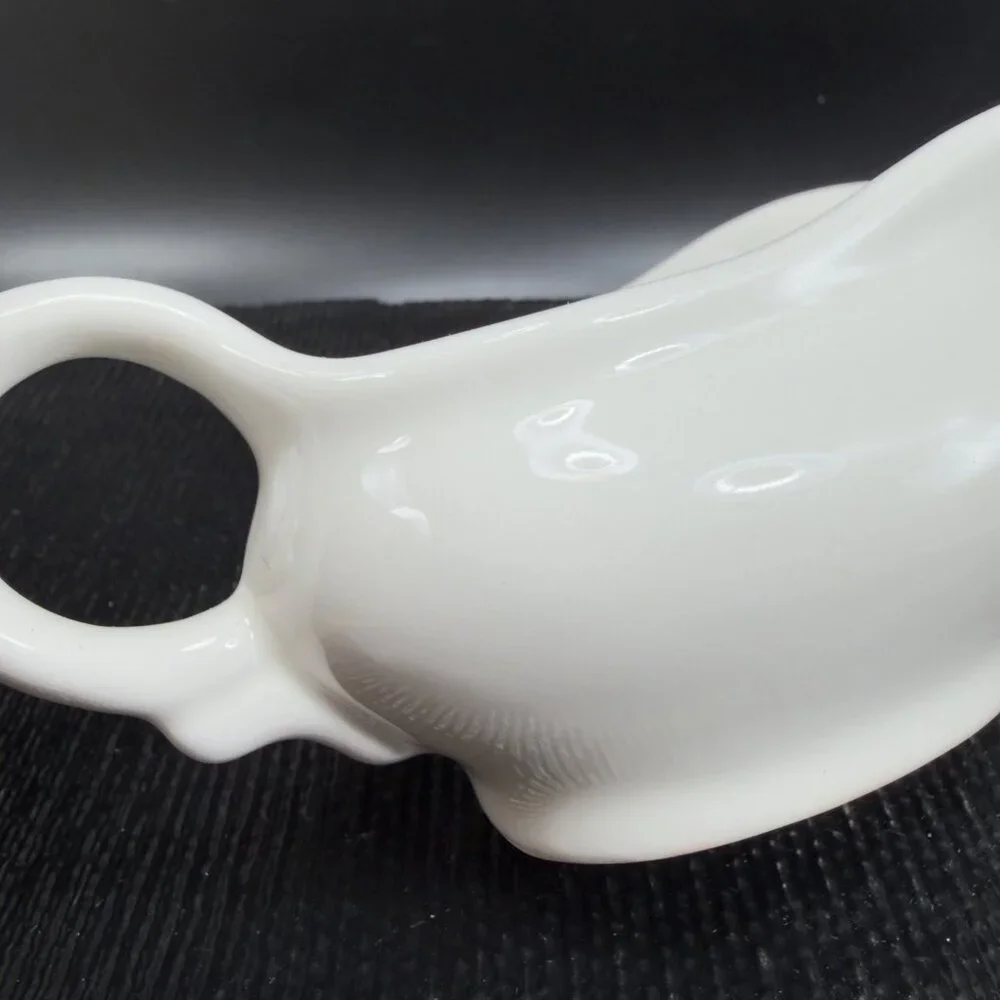 Vintage Pier 1 White Ceramic Stoneware Gravy Boat Sauce Salsa Dish Container VTG